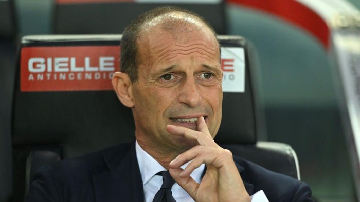 UDINE, ITALY - JUNE 04: Massimiliano Allegri head coach of Juventus looks on during the Serie A match between Udinese Calcio and Juventus at Dacia Arena on June 04, 2023 in Udine, Italy. (Photo by Alessandro Sabattini/Getty Images)