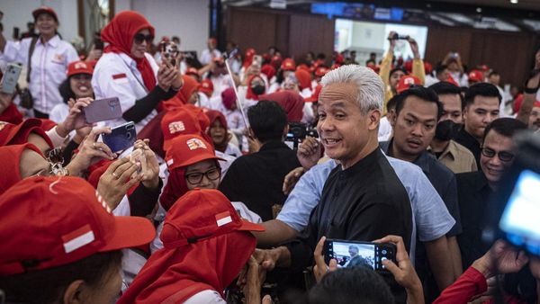 Momen Ganjar Hadiri Deklarasi Relawan Gapura Nusantara