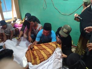 Nelayan Bima yang Hilang Saat Jala Ikan Ditemukan Meninggal Nelayan Bima yang Hilang Saat Jala Ikan Ditemukan Meninggal