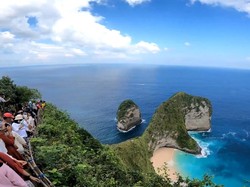 Marak Kecelakaan Wisatawan di Nusa Penida, Tergulung Ombak-Terperosok di Tebing