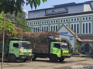 Disnaker Pemprov Jatim Selidiki Laka Kerja di PG Kebonagung Disnaker Pemprov Jatim Selidiki Laka Kerja di PG Kebonagung