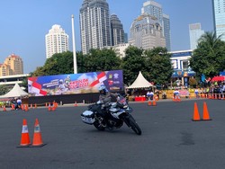 Sambut Hari Bhayangkara Ke-77, Polda Metro Gelar Lomba Ketangkasan Bermotor
