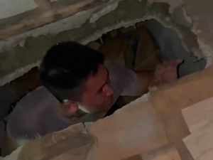 Ada Bunker Penyimpanan Miras di Warung Kelontong Cimahi Ada Bunker Penyimpanan Miras di Warung Kelontong Cimahi
