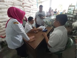 Cegah Penyelewengan, Satgassus Polri Cek Distribusi Pupuk-Bantuan Alat Tani