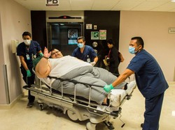 Viral Pria Terberat Sedunia, BB Hampir 600 Kg! Susah Gerak-Harus Pakai Popok