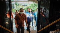 Catat! Penumpang TransJakarta Kini Boleh Lepas Masker