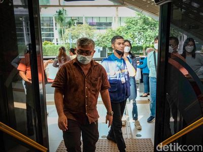 Catat! Penumpang TransJakarta Kini Boleh Lepas Masker