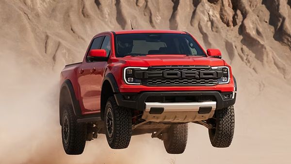 Gagahnya Ford Ranger Raptor: Lawan Sepadan Hilux dan Triton di Indonesia?