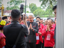 Resmikan Rumah Pemenangan di Medan, Ganjar Minta Relawan Jauhi Isu SARA