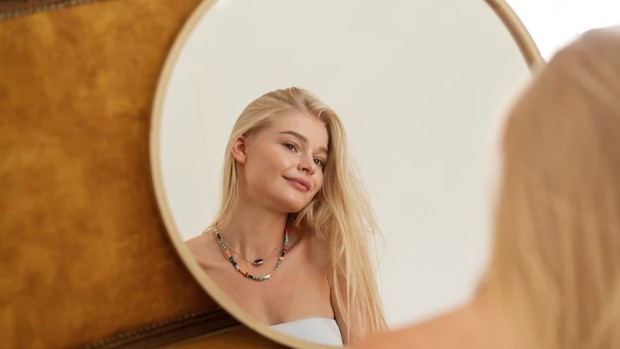 Ilustrasi/Foto: Freepik.com Perbedaan egois dan self-love