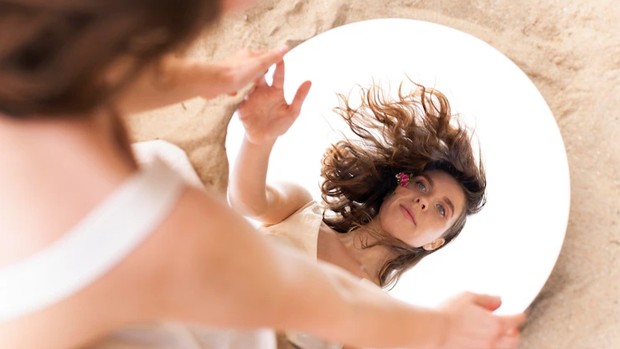 Ilustrasi/Foto: Freepik.com Perbedaan egois dan self-love