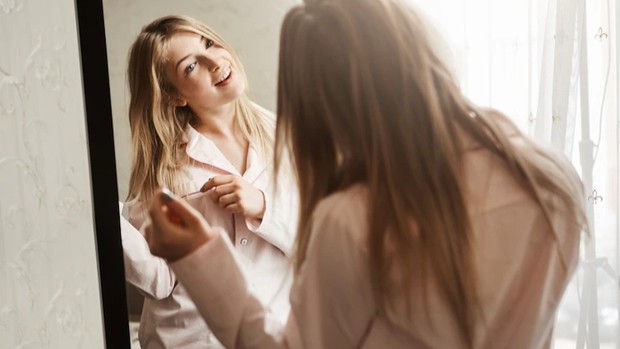 Ilustrasi/Foto: Freepik.com/cookie_studio Perbedaan egois dan self-love