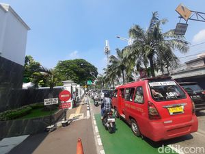 Ragunan Diserbu Pengunjung Pagi Ini, Lalin Jalan RM Harsono Macet