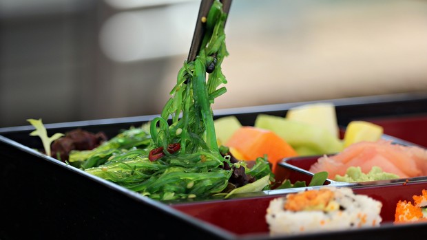 Pengertian diet 1975