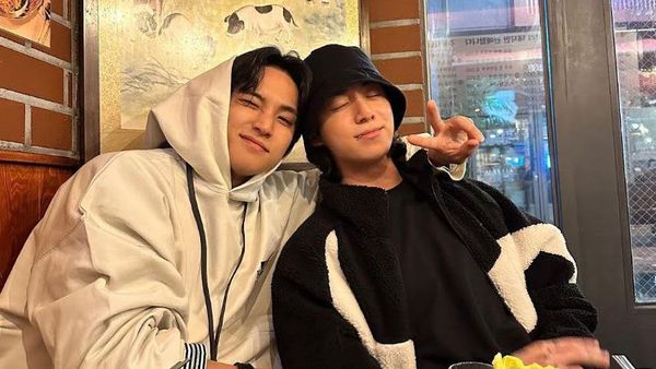 7 Foto Mingyu SEVENTEEN & Jungkook BTS yang Ditunggu Bikin TikTok Bareng