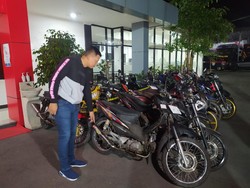 Arak Jowo dan Celurit Saat Razia Balap Liar di Ponorogo