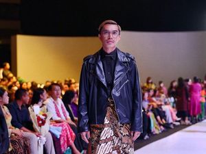 Gaya Fashion Stylist Rikkisi di Berbagai Acara Gaya Fashion Stylist Rikkisi di Berbagai Acara