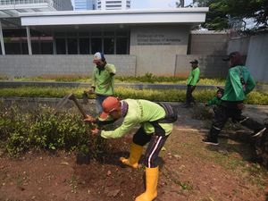 Sempat Tutup 10 Tahun, Trotoar di Depan Kedubes AS Kembali Dibuka