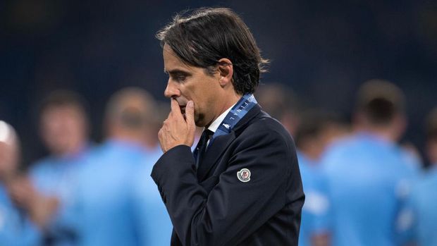 ISTANBUL, TURKEY - JUNE 10: A dejected Inter Milan manager Simone Inzaghi after the UEFA Champions League 2022/23 final match between FC Internazionale and Manchester City FC at Atatuerk Olympic Stadium on June 10, 2023 in Istanbul, Turkey. (Photo by Visionhaus/Getty Images)