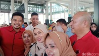 Walkot Bobby-Bupati Taput Ikut Sambut Kedatangan Ganjar di Medan