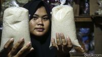 Di Pasar Tradisional Harga Gula Merangkak Naik
