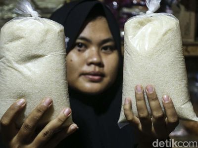 Di Pasar Tradisional Harga Gula Merangkak Naik