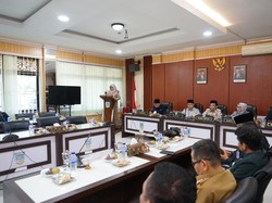 DPRD Umumkan Pengunduran Diri Walkot Jambi Syarif Fasha di Rapat Paripurna