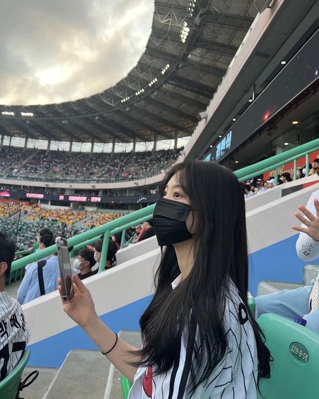 Etika Menonton Konser / Foto : Pinterest.com/diwoebs9729 Etika Menonton Konser / Foto : Pinterest.com/diwoebs9729