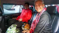 Sambangi Sumut, Ganjar Tampak Mesra Bareng Bobby Menantu Jokowi
