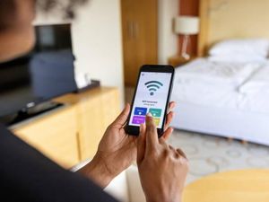 Mau Pasang WiFi? Ini 6 Hal yang Perlu Diperhatikan Mau Pasang WiFi? Ini 6 Hal yang Perlu Diperhatikan