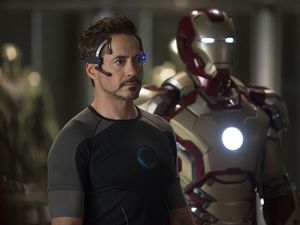 Robert Downey Jr ke Elon Musk: Semoga Lebih Bisa Kontrol Kelakuannya Robert Downey Jr ke Elon Musk: Semoga Lebih Bisa Kontrol Kelakuannya