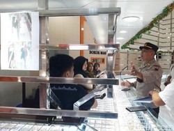 2 Emak-emak Diduga Curi Gelang di Toko Emas Boyolali Terekam CCTV