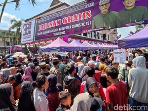 Berburu Aneka Jajanan Gratis di Hari Jadi Kabupaten Ciamis Berburu Aneka Jajanan Gratis di Hari Jadi Kabupaten Ciamis