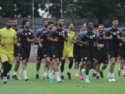 Melihat Latihan Perdana Timnas Palestina di Stadion Gelora 10 November