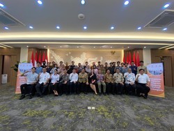 Airlangga Lepas 30 Peserta Program Pemagangan ke Hungaria