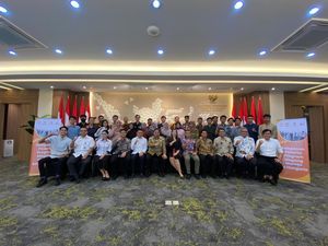 Airlangga Lepas 30 Peserta Program Pemagangan ke Hungaria Airlangga Lepas 30 Peserta Program Pemagangan ke Hungaria