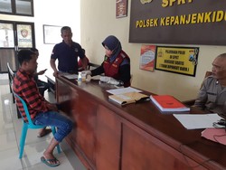 Perusak Water Barrier dan Mobil di Blitar Ditangkap, Pelaku Diduga ODGJ