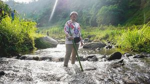 Mengintip Gaya Puan Maharani yang Hobi Trekking