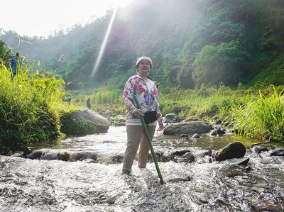 Mengintip Gaya Puan Maharani yang Hobi Trekking