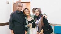 Rahmania Astrini Hobi Minum Kopi Sebelum Manggung, Intip Momennya