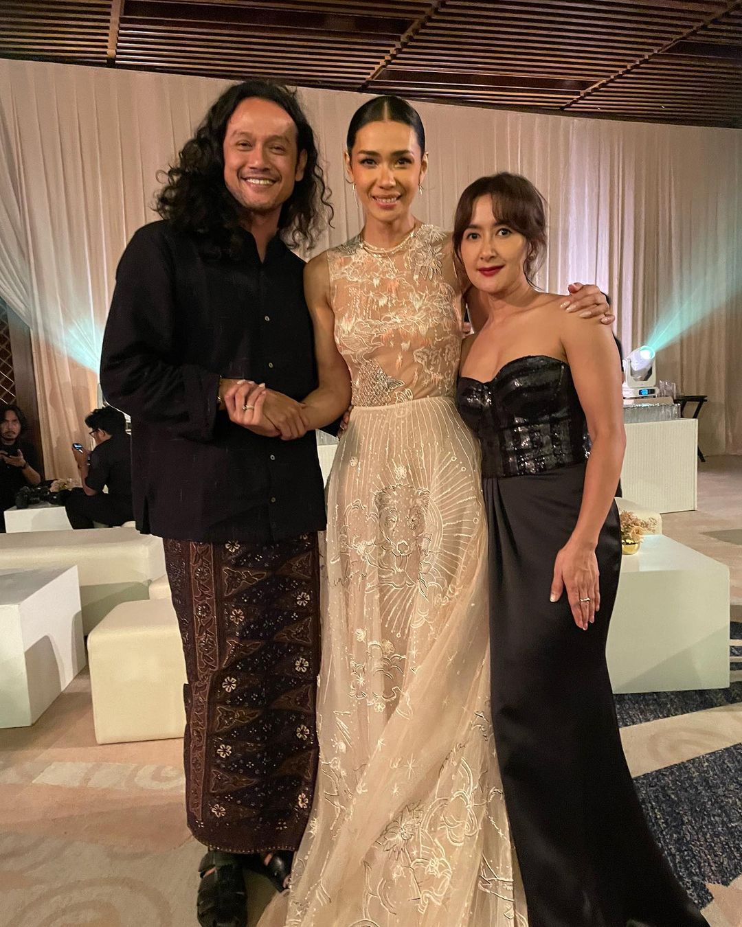 Widi Mulia di resepsi pernikahan Adinia dan Michael