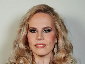 Ini Transgender Pertama yang Ikut Miss Finlandia, Jadi Kontroversi Ini Transgender Pertama yang Ikut Miss Finlandia, Jadi Kontroversi