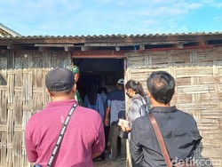 Derita Ibu di Sidoarjo Lumpuh hingga Anak Putus Sekolah demi Merawatnya