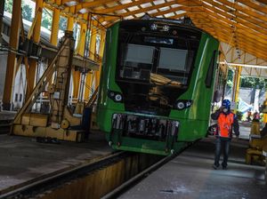 Nyambung KA Feeder, Naik Kereta Cepat ke Bandung Hanya 45 Menit