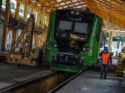 Nyambung KA Feeder, Naik Kereta Cepat ke Bandung Hanya 45 Menit
