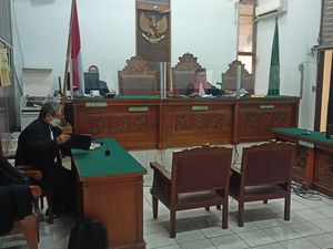 KPK Tak Hadir, Sidang Gugatan Praperadilan Hasbi Hasan Kembali Ditunda KPK Tak Hadir, Sidang Gugatan Praperadilan Hasbi Hasan Kembali Ditunda