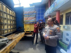 Sindikat Pemain BBM Subsidi SPBU Palembang Ditangkap, Sedot 12 Ton per Minggu
