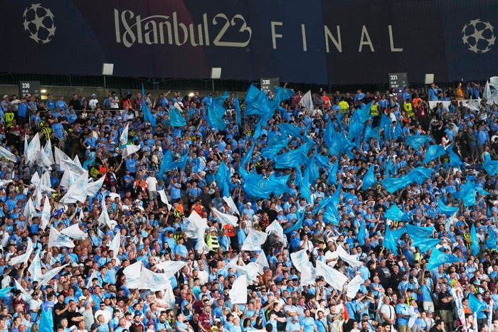 Fans of Manchester City prior the UEFA Champions League 2022/23 final match between FC Internazionale and Manchester City FC at Atatuerk Olympic Stadium on June 10, 2023 in Istanbul, Turkey. (Photo by Jose Breton/Pics Action/NurPhoto via Getty Images)