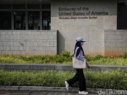 Ragam Asa Warga Jakarta Setelah Trotoar Depan Kedubes AS Dibuka
