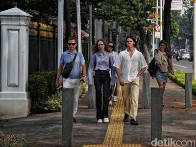 Trotoar di Depan Kedubes AS Akhirnya Dibuka, Begini Suasananya